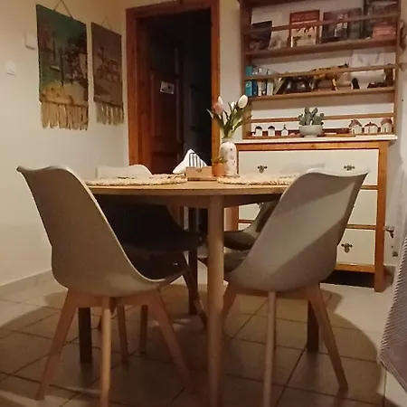 Sotirias House بيت للعطل