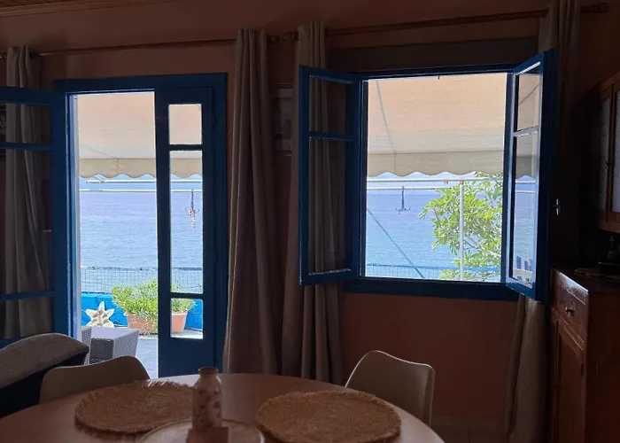 Sotirias House Case de vacanță